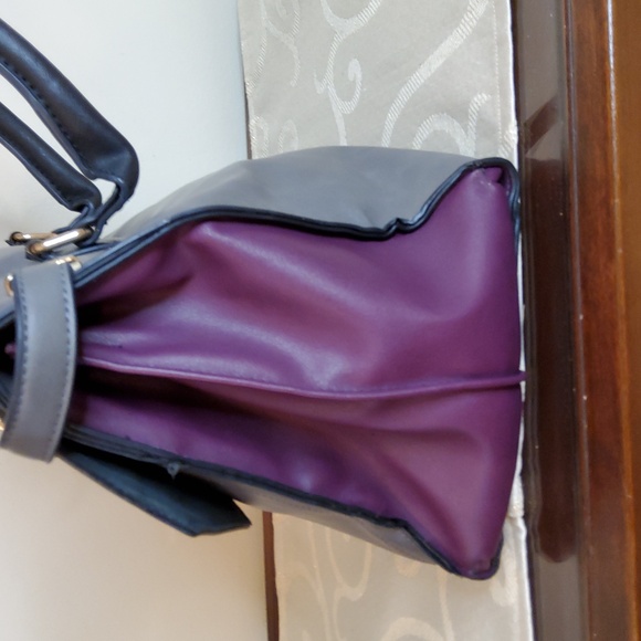 Adrienne Vittadini Satchel - Picture 7 of 15